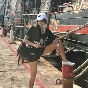 Meet your Posher, Pei